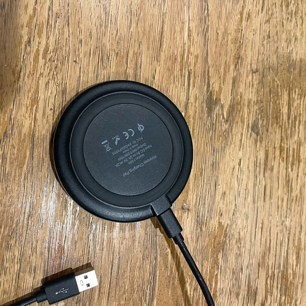 Black Wireless Charger